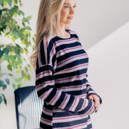 Blush Veil Horizon Pullover
