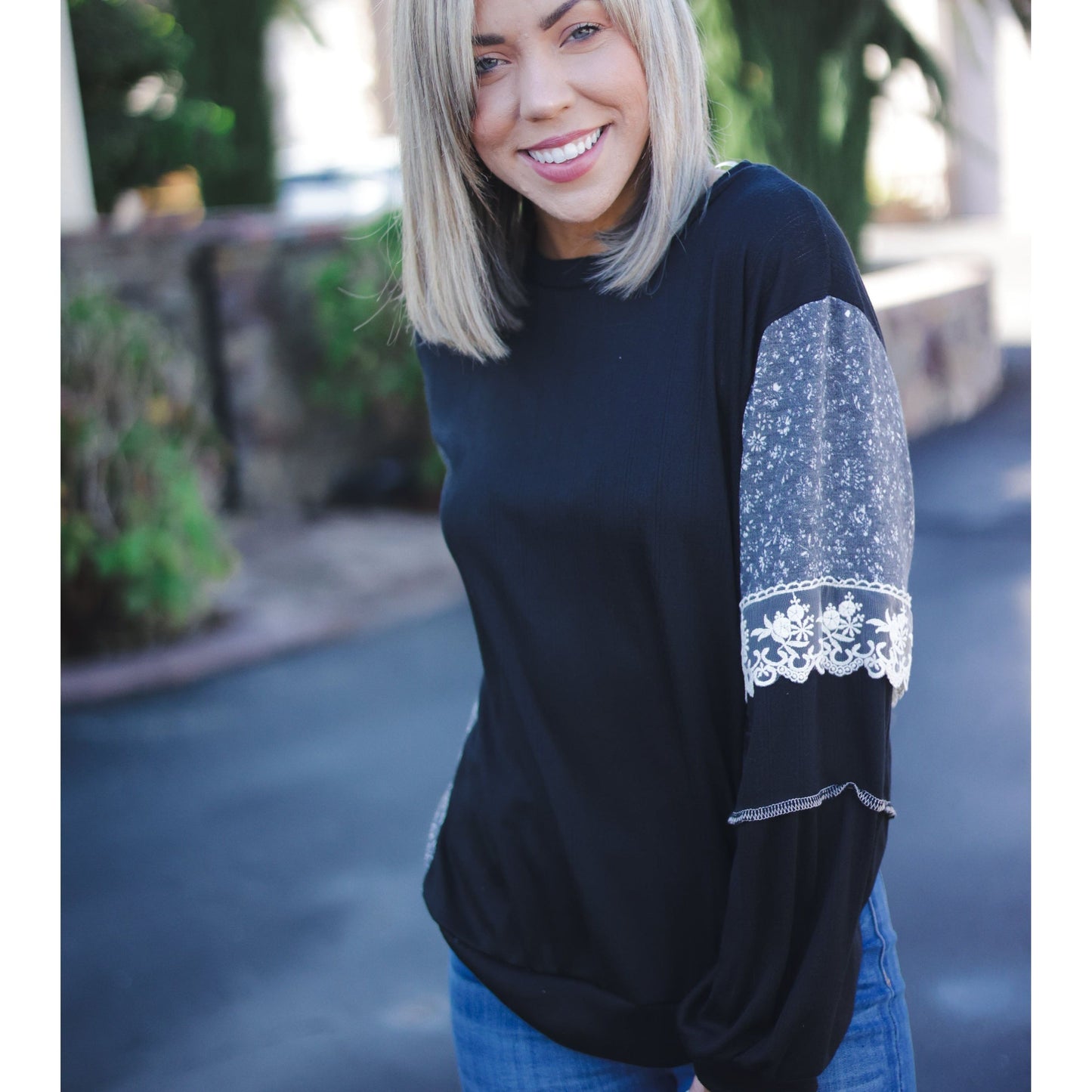 Moonstruck Laced Bubble Sleeve