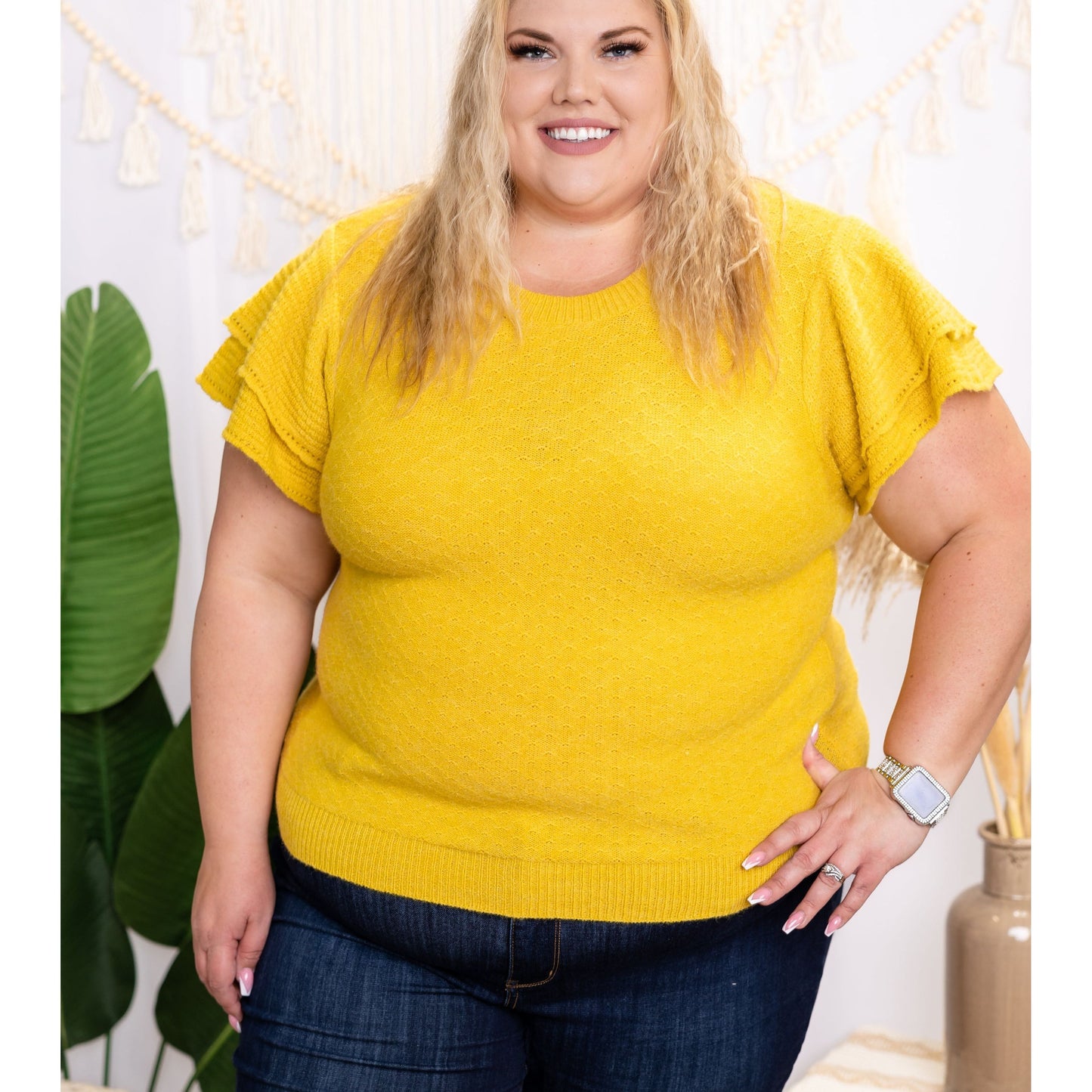 Queen Bee Ruffle Sleeve