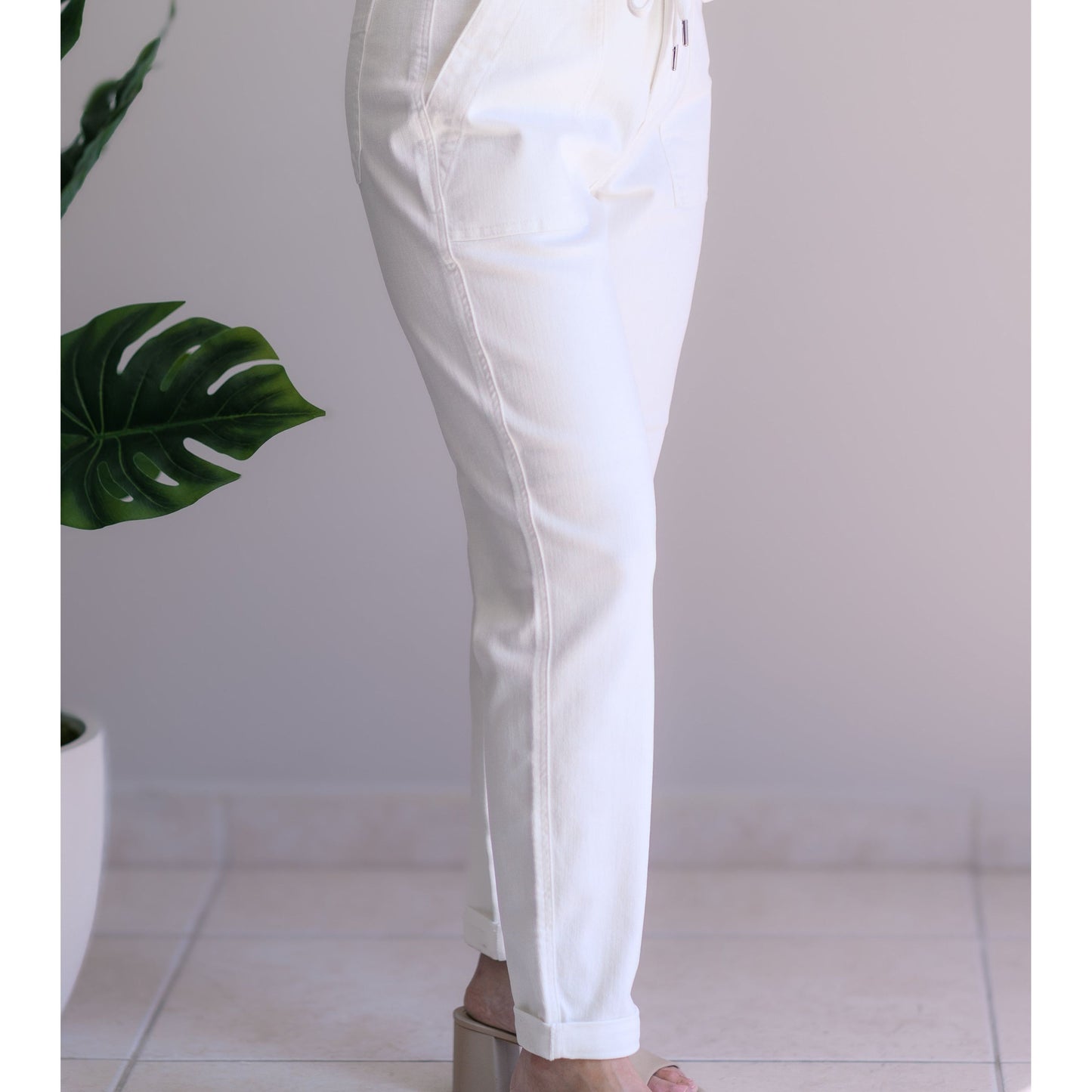 Chalk It Up Judy Blue Joggers