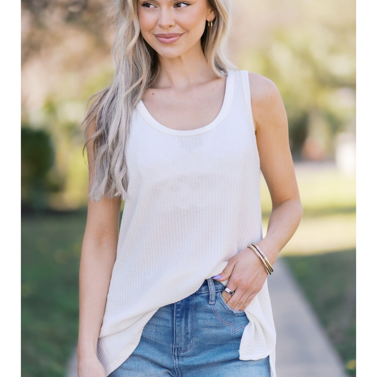 Ivory Basic - Tank