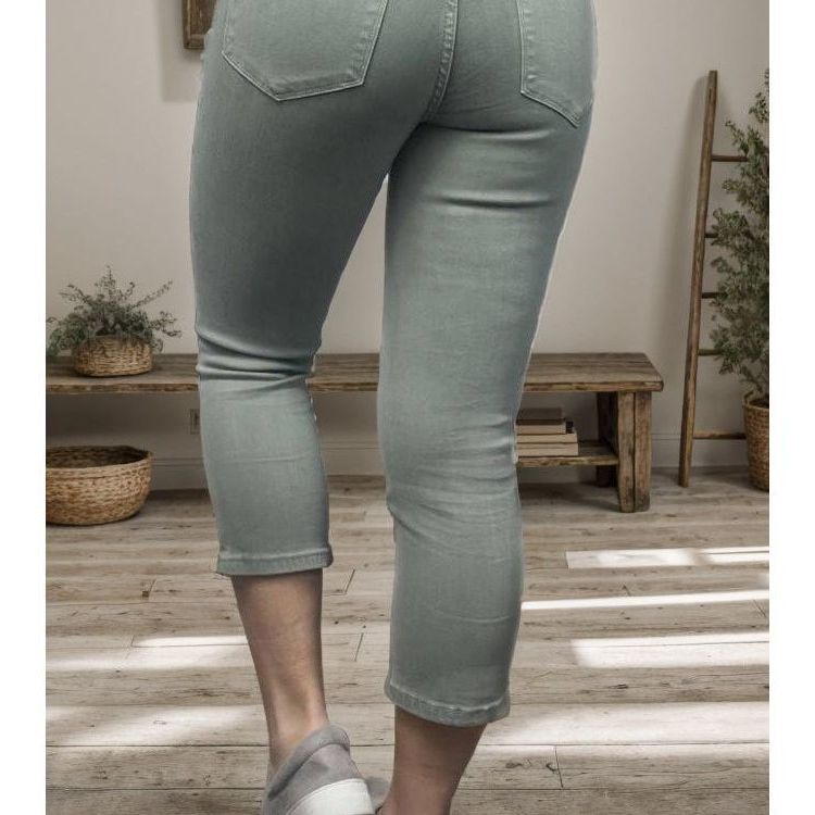 Sage.A.Licious Judy Blue Capris
