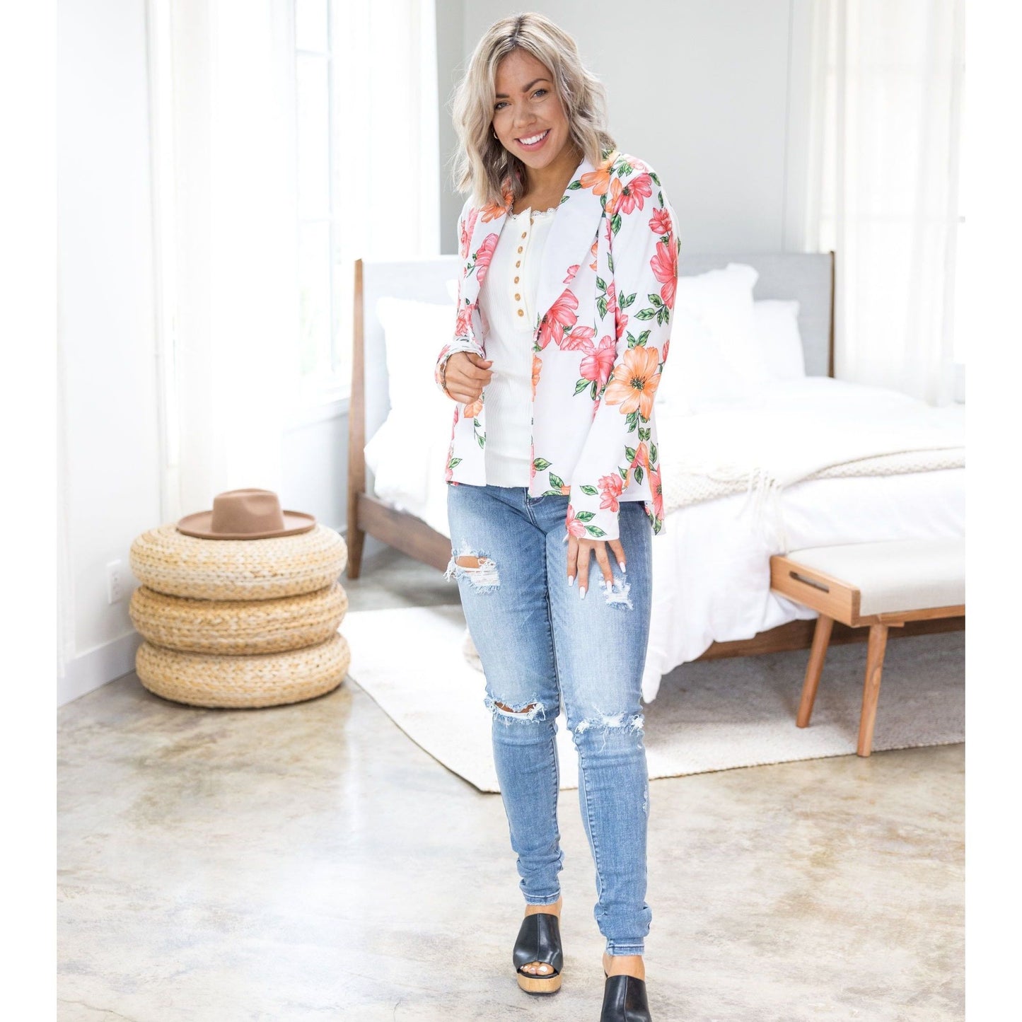 Cheerful Floral Blazer
