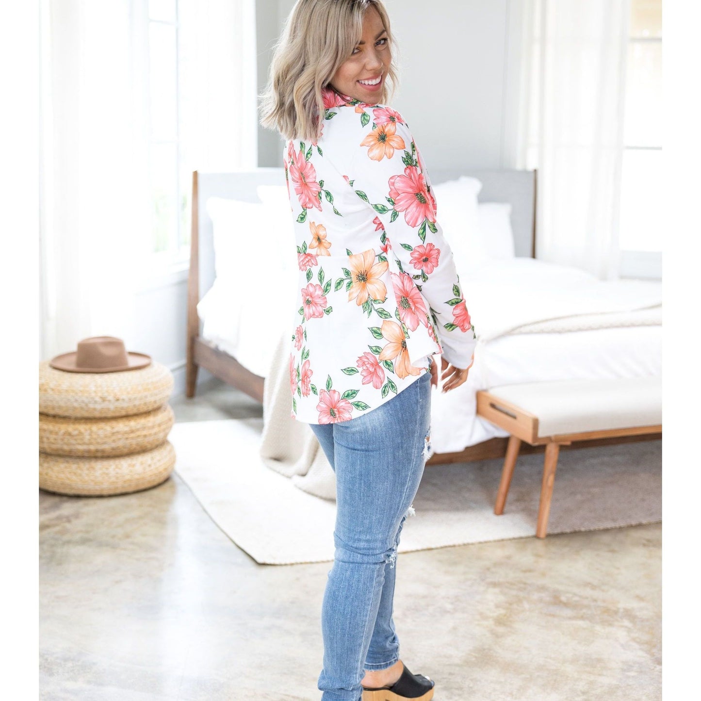 Cheerful Floral Blazer